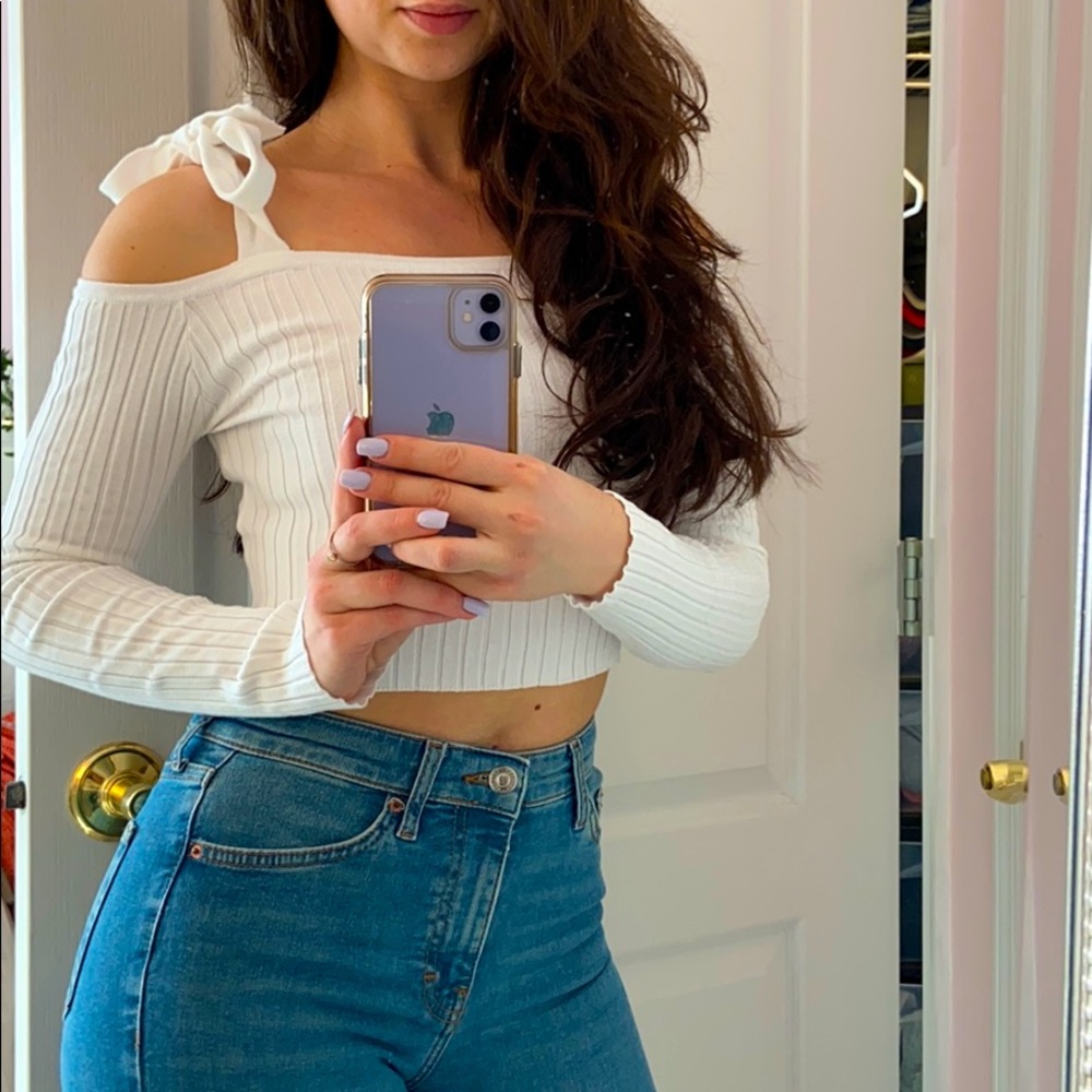 Off shoulder crop top - Picture 1 of 4